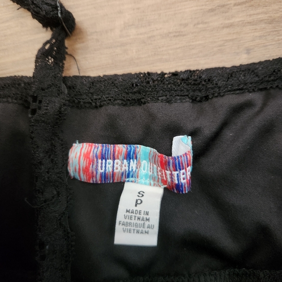 Urban Outfitters Nikita Embroidered Hanky Hem Mini Dress Size Small - Picture 4 of 5